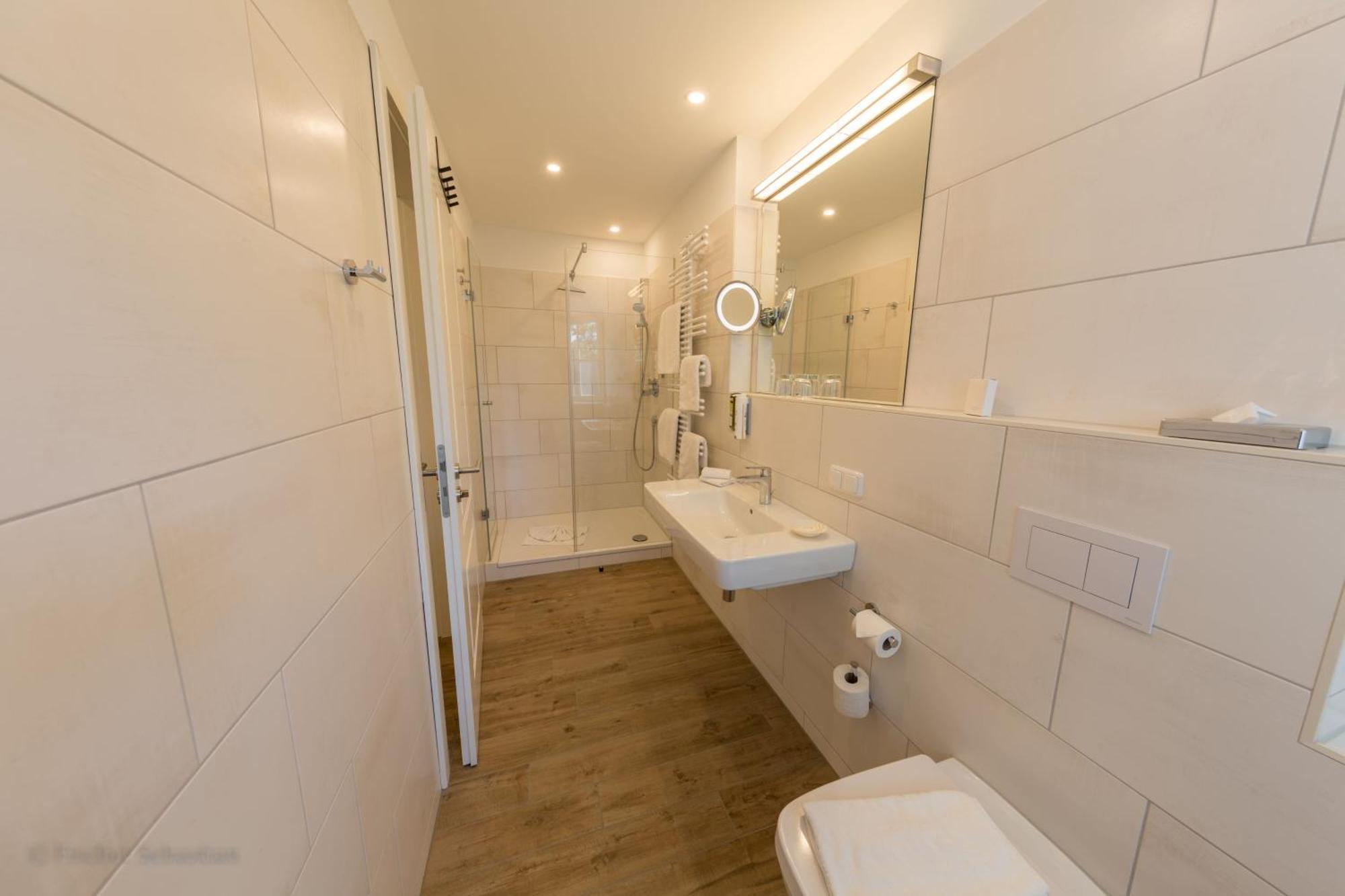 Gaestehaus Bergfalke Ahrenshoop Oda fotoğraf
